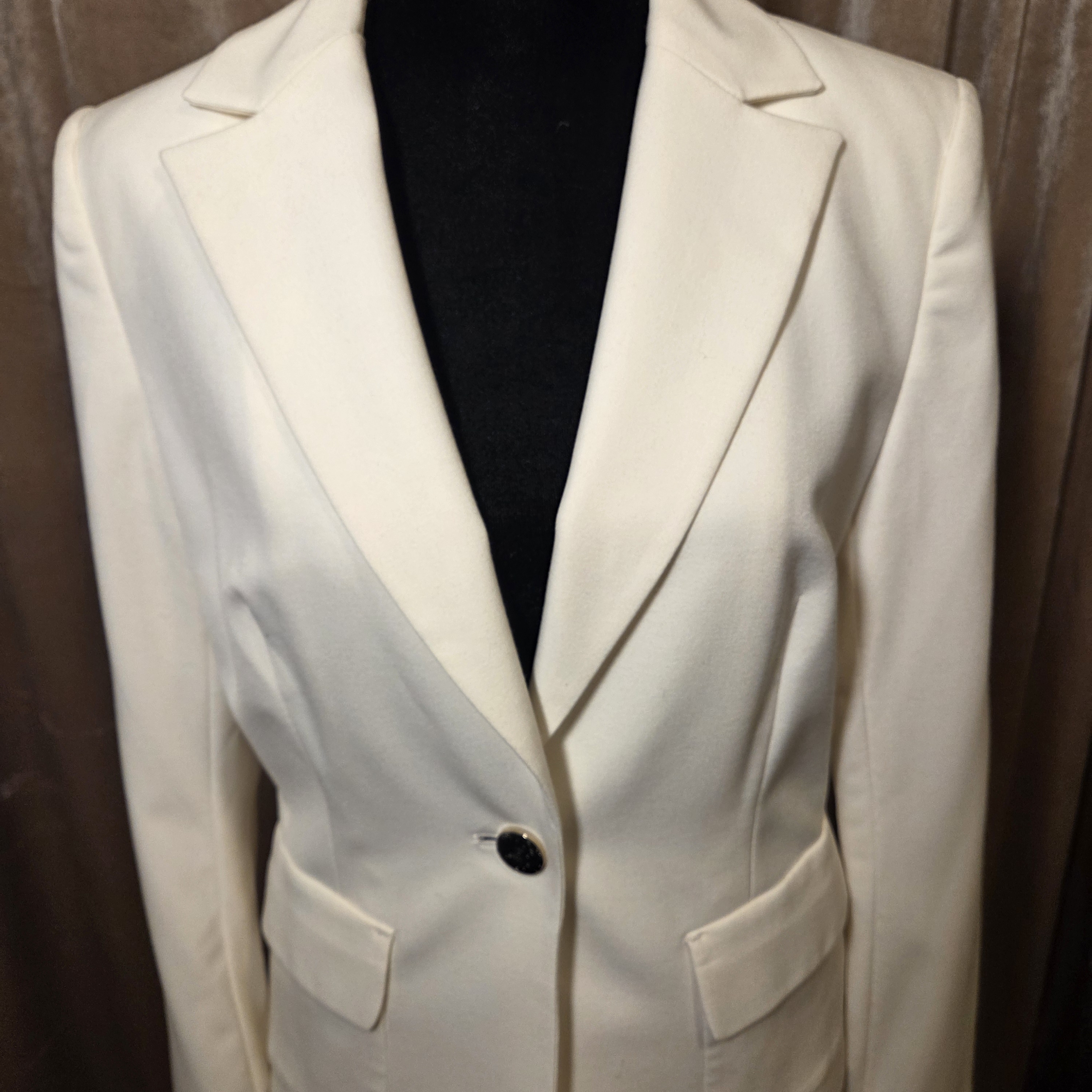 Calvin Klein Women's Winter White Pant Suit